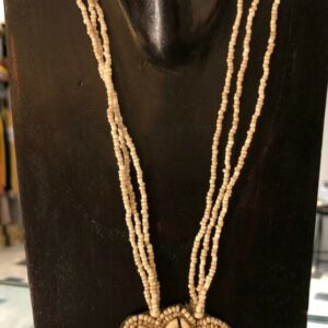 collier coquillages